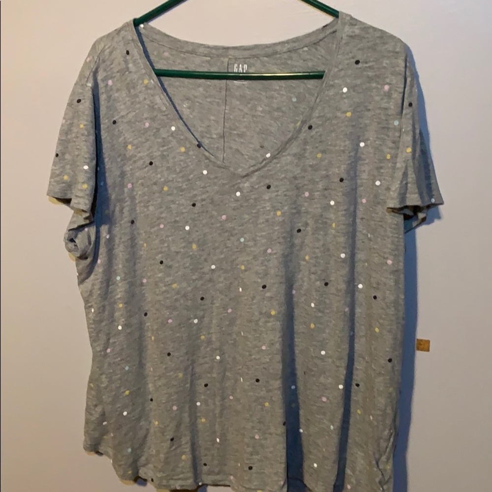 Gap polka dot tee